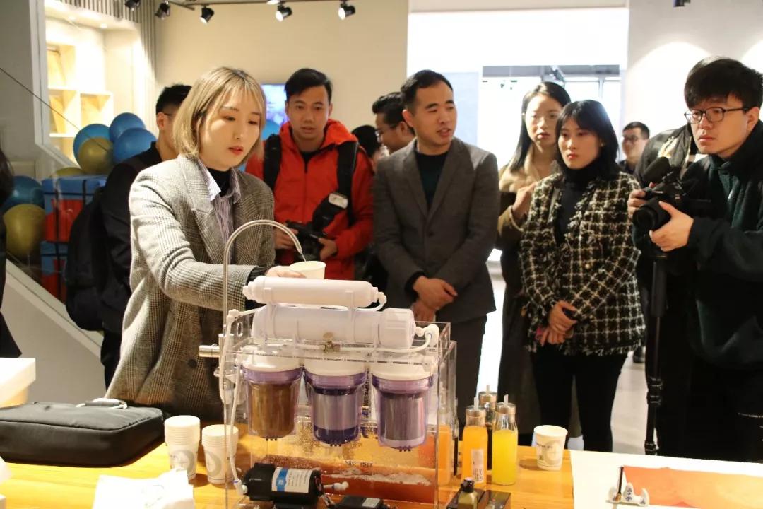 6343bf562a3c8.jpg 10.jpg